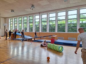 Kinderturnen fd1d8a59 b452 4345 a880 f2fa2c7d5a41